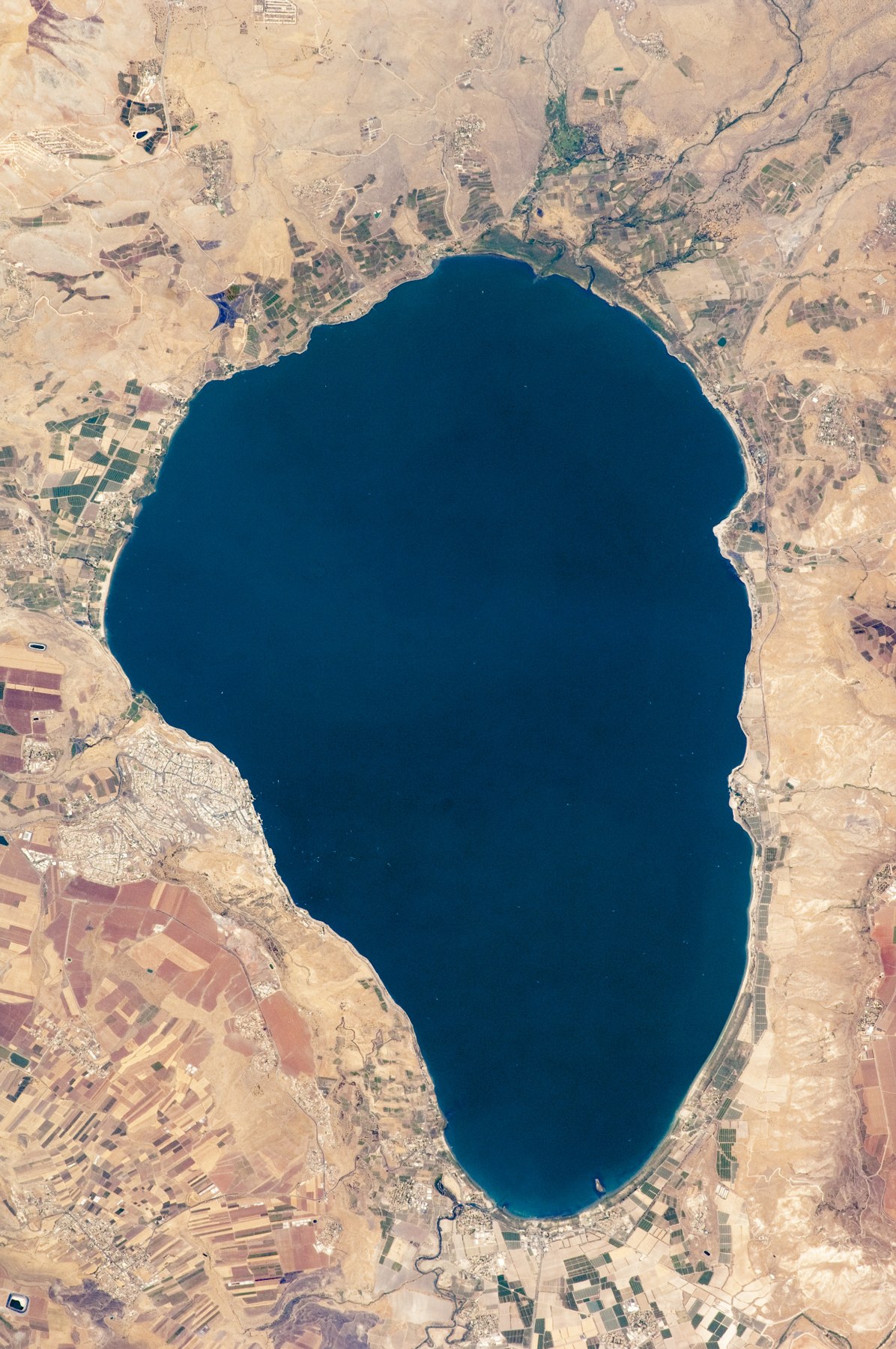 Vue orbitale de la mer de Galilée et de son environnement.